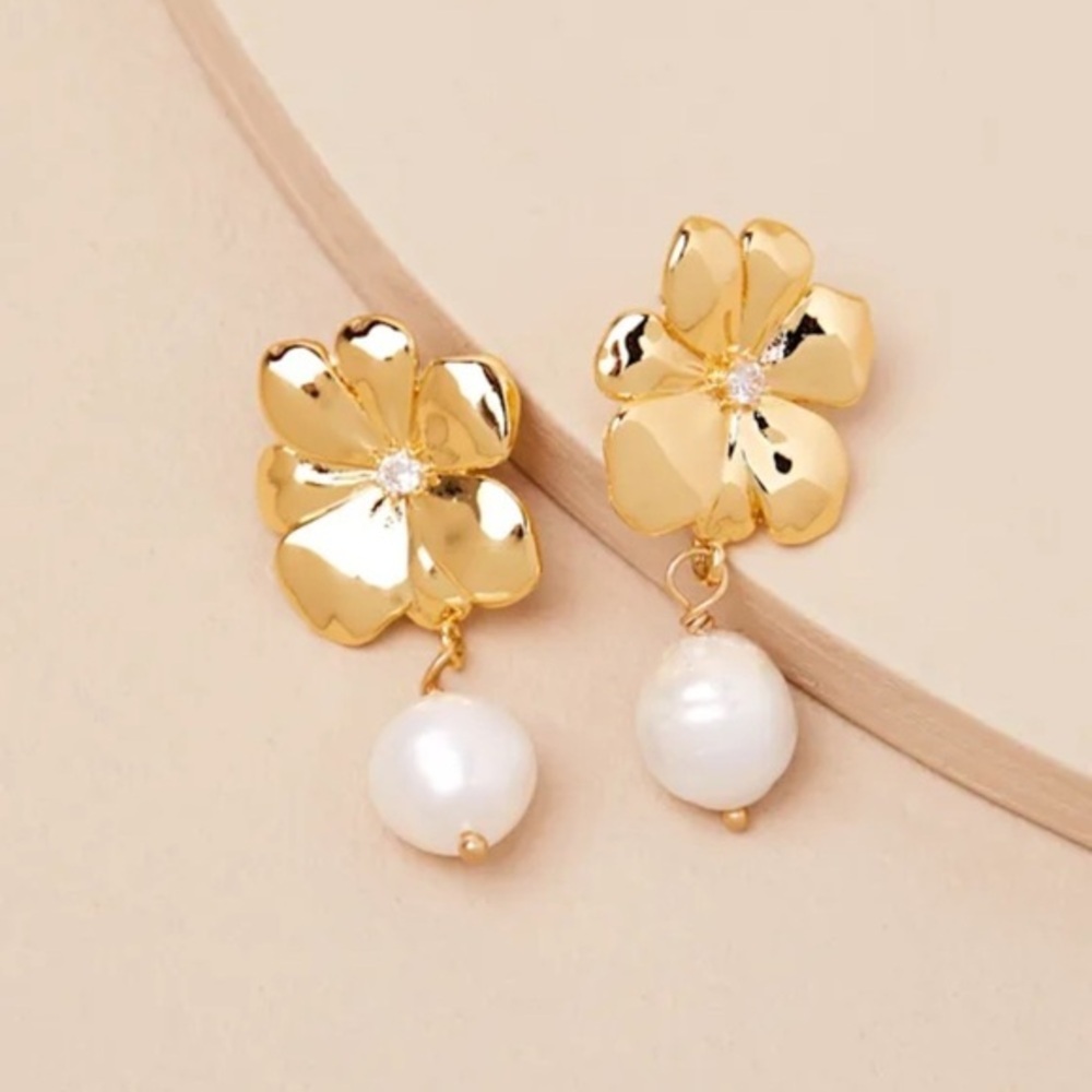 Frasier Sterling Gold Pearl Flower Drop Earrings • $62 Retail • Gift